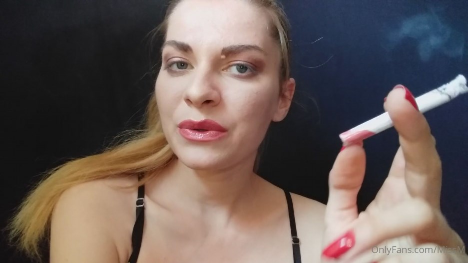 Stronger Than My Corks – Smoking Miss M